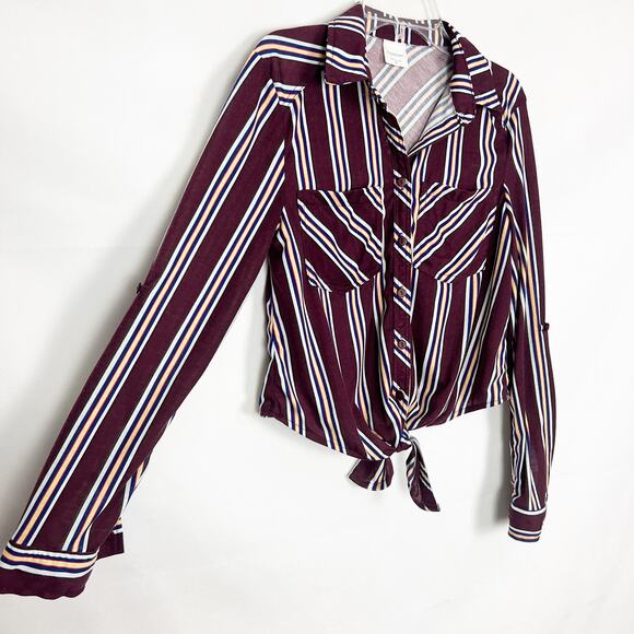 Passport Tie Front Button Down Striped Top Size XS - Picture 5 of 9